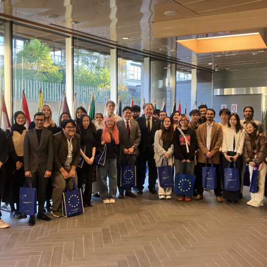 Student Visit to EU Delegation in Tokyo